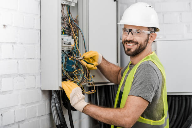 Best Circuit Breaker Repair  in Fort Dodge, IA